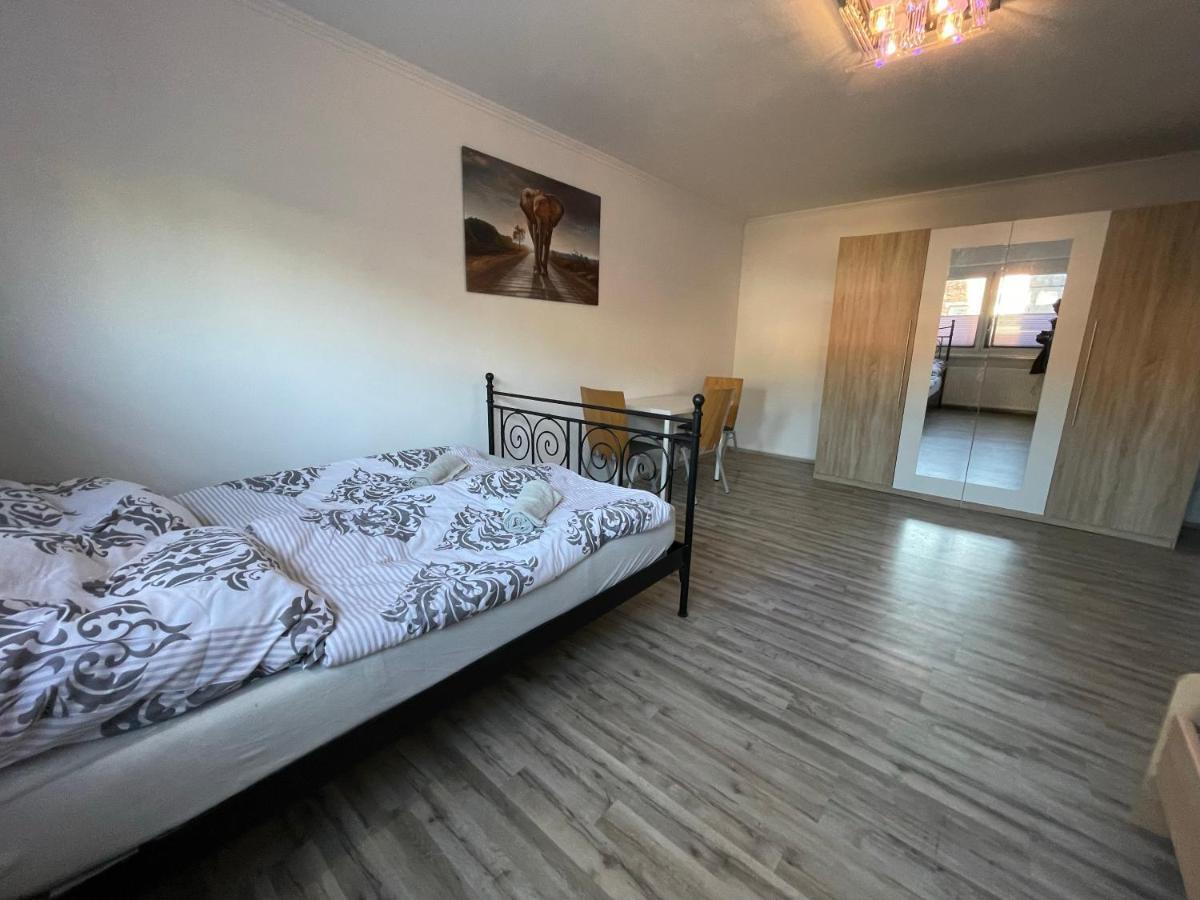 Schoene Zentrale Zimmer In Wilhelmshaven Apartment ภายนอก รูปภาพ