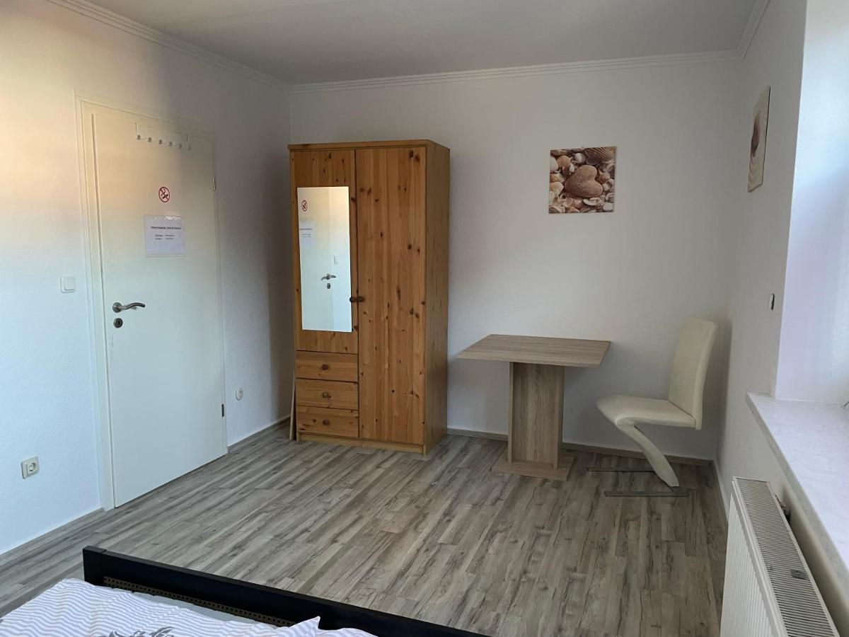 Schoene Zentrale Zimmer In Wilhelmshaven Apartment ภายนอก รูปภาพ